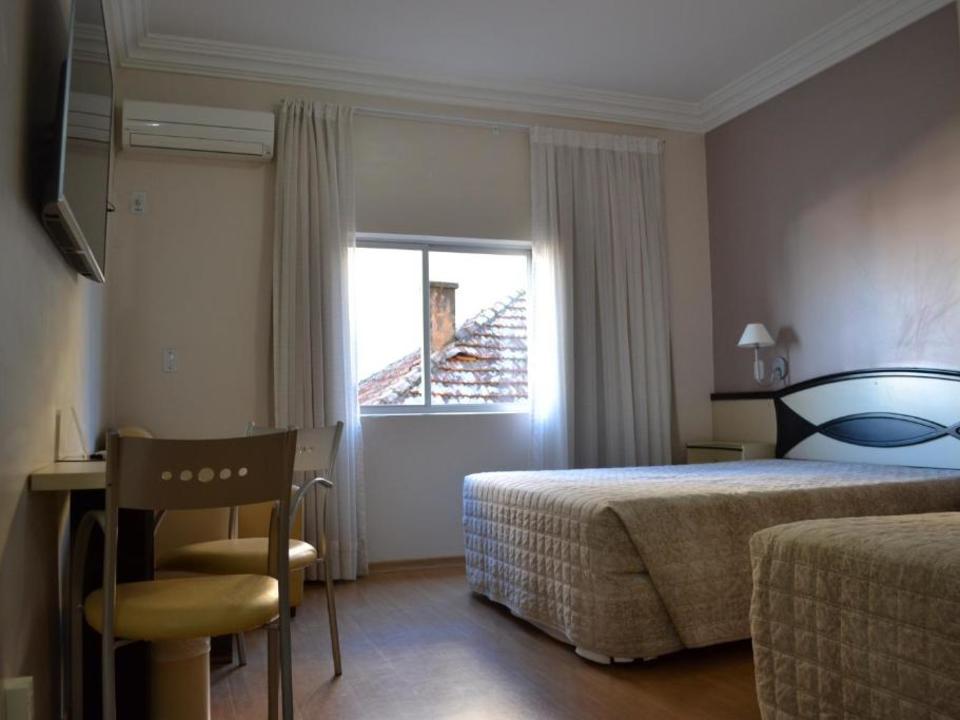 Quarto Superior Casal e Solteiro