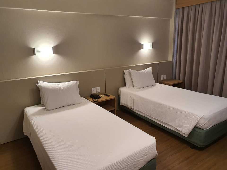 Superior com 2 Camas de Solteiro